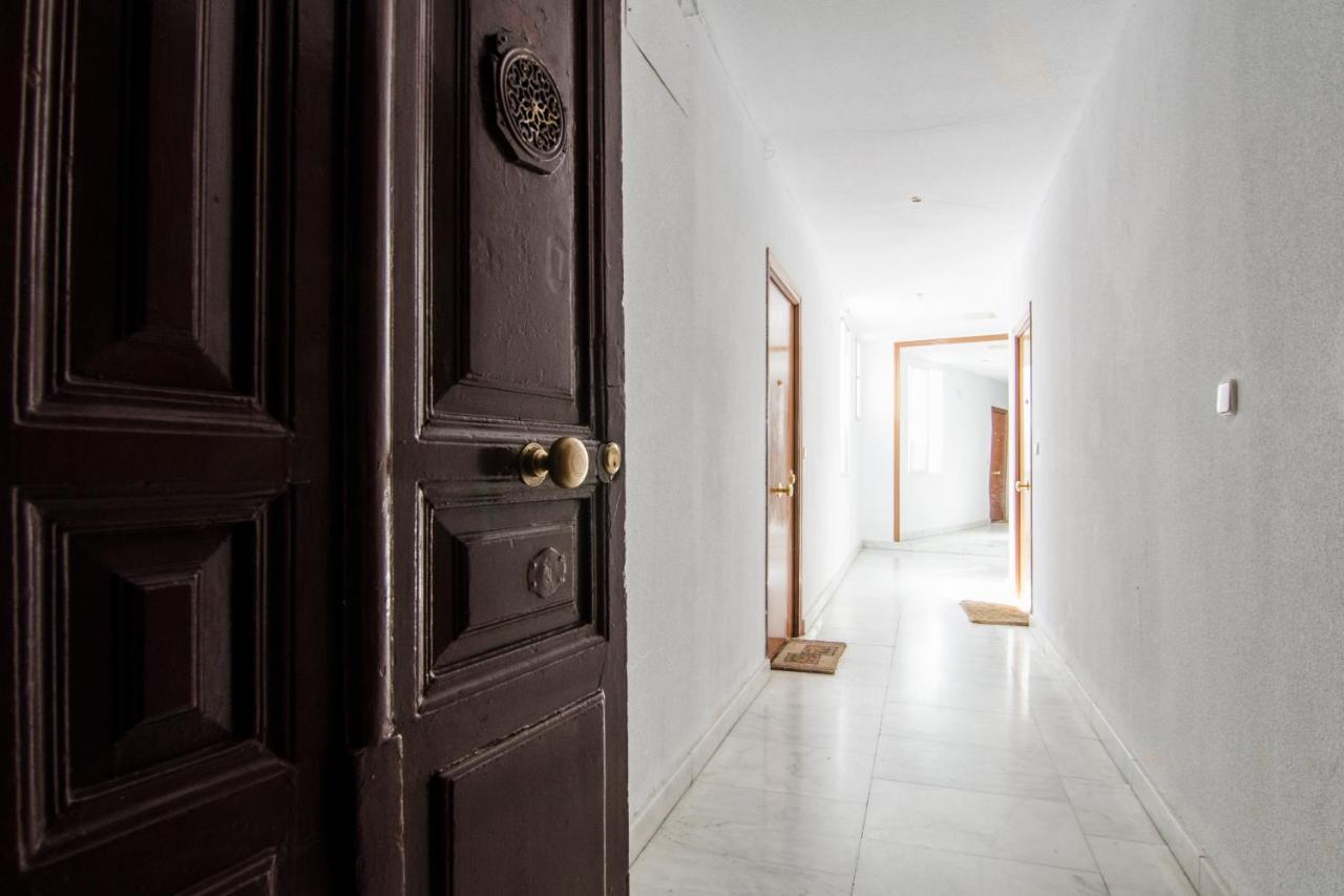 Apartamento Sleeping Gran Via Madrid Exterior foto